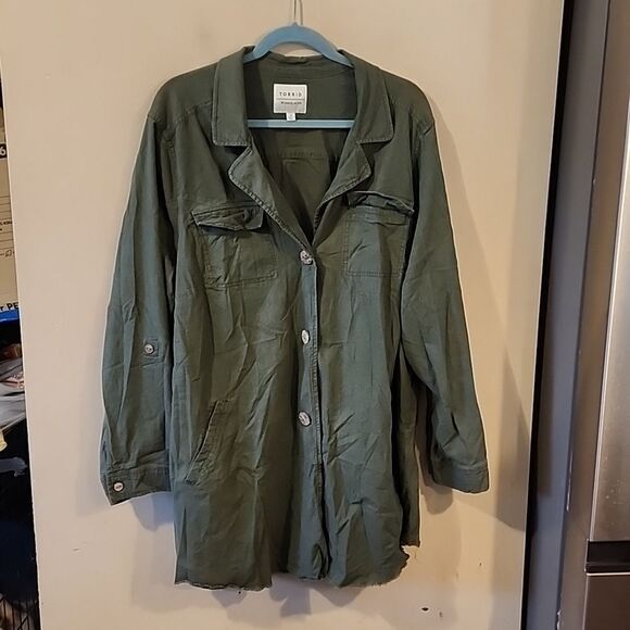 Beautiful Torrid lightweight jacket size 3 - Picture 1 of 7
